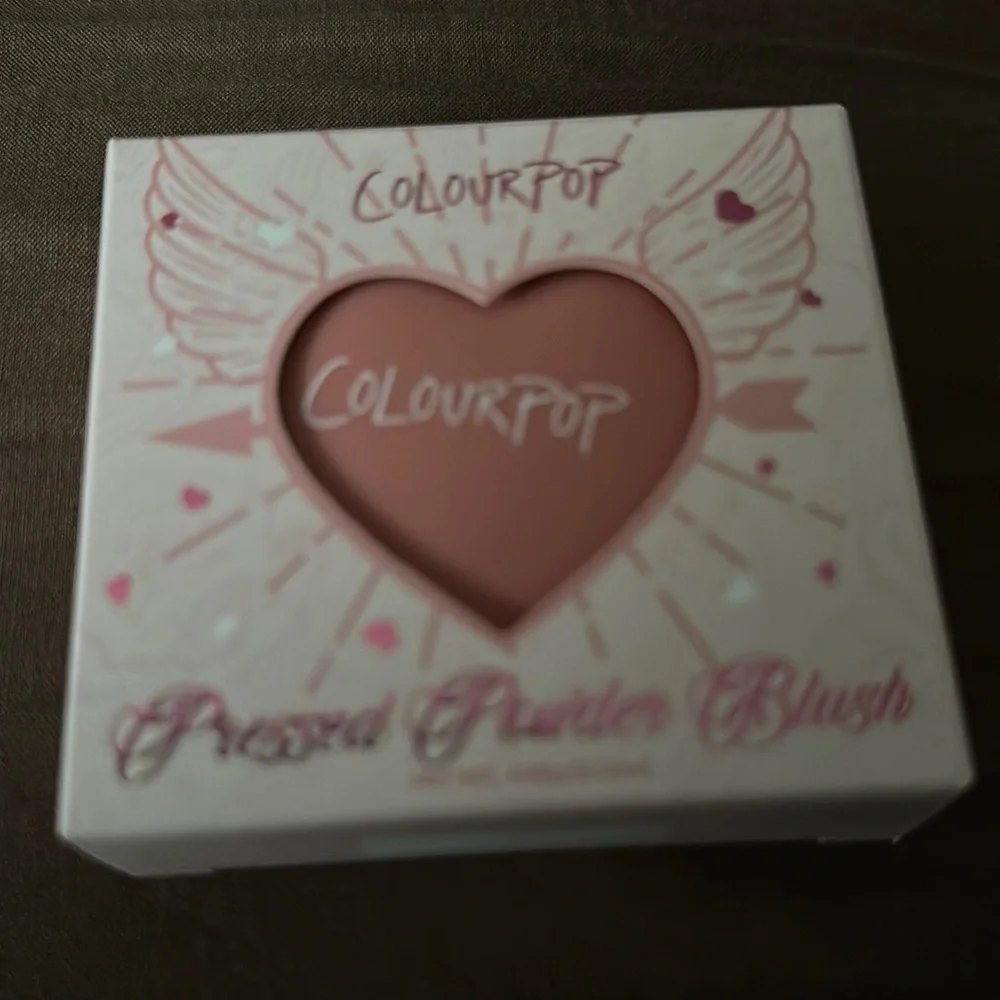 New colourpop press powder, blush heart shape colour lets dance come with box - Picture 2 of 6